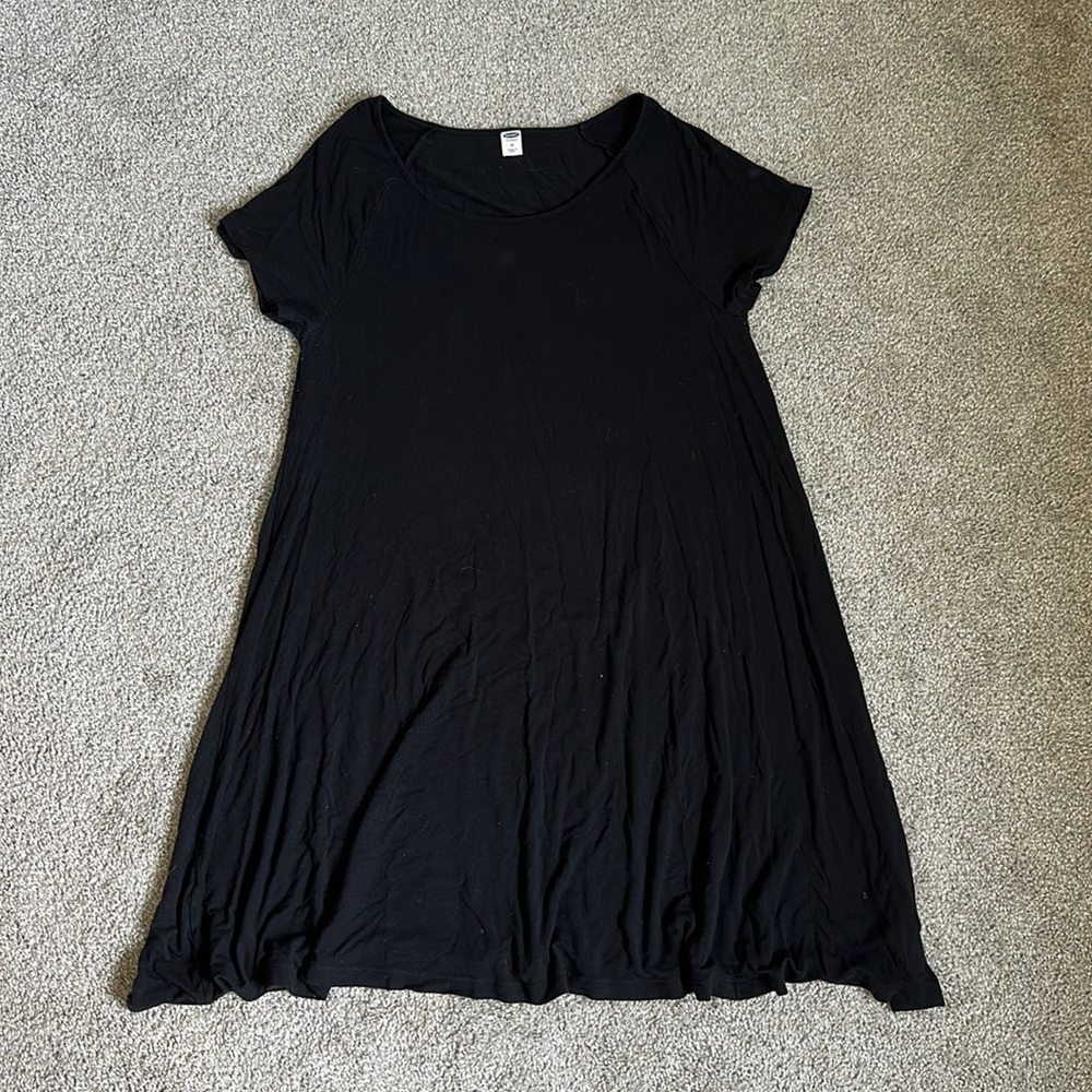 Black t-shirt dress 🖤